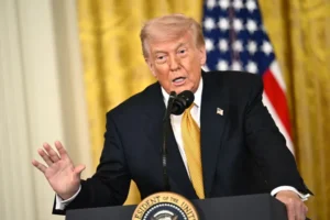 Trump threatens Iran strikes during US-Iran peace negotiations